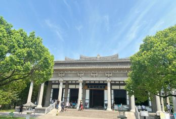 扬州瘦西湖+汉广陵王墓博物馆+何园+古运河一日游-可英文服务【提供多语种服务、全程专车接送、热门景点门票代订一站式旅行服务】