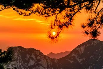 陕西华山一日游【纯玩/上门接/含门票/进山车/往返索道】【专车提供免费充电器、矿泉水、手纸】