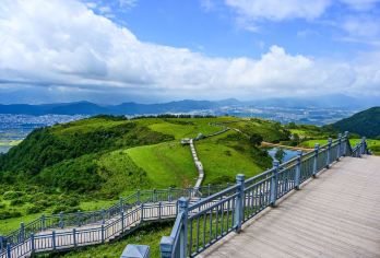 腾冲银杏村+腾冲热海风景区+东山草原一日之旅【10小时VIP小团服务，可定制行程（包含多日定制）】