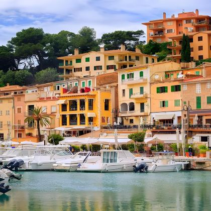 西班牙帕尔马包车：瓦尔德莫萨&肖邦故居+索列尔火车+索列尔港