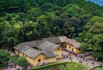 湖南韶山毛泽东故居+刘少奇故里一日活动【独立包车+时间灵活 】【车型齐全，满足多人出行需求】