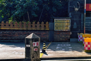 【一寨两国+姐告+莫里瀑布+独树成林一日游】 独立成团 【[独立出行]拒绝拥挤扎堆，行程灵活自在，随走随停深度赏景】