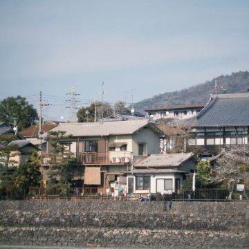 金泽：兼六园+金泽城+近江町市场【中文服务/行程可调】