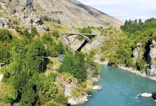 皇后镇至蒂卡波单程凑团游【参观雄伟的库克山，这是新西兰樶高的山峰，欣赏迷人景色】