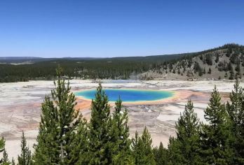 美国黄石国家公园大蒂顿国家公园一日游/行程可调-可定制多日游【精选热门景点，高效游玩不走回头路，深度了解文化内涵，贴心服务保障，轻松享受旅程，性价比超高的旅行。】