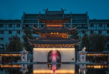 夜游夫子庙+中国科举博物馆（江南贡院）匠心说人工讲解服务【15人内拼小团。按实际出行人数下单，纯玩无购物】