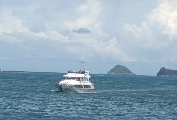 大梅沙+海滨栈道+金色海岸游艇+中英街+地王观光【可包团】【[天天发团]天天出团，让您报名后无需担心是否成行】