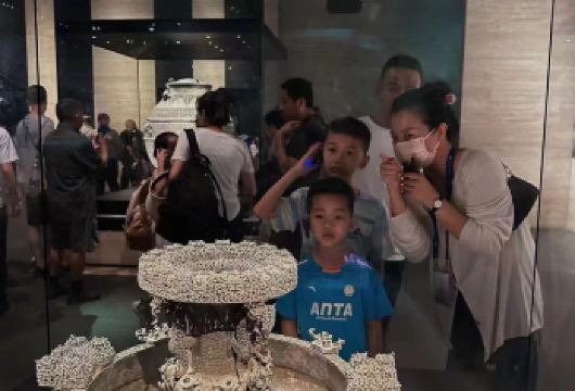 湖北省博物馆2小时深度解说|不含预约|资深解说|无线耳麦【本地文博老师为您倾情呈现精美的湖北省博物馆】