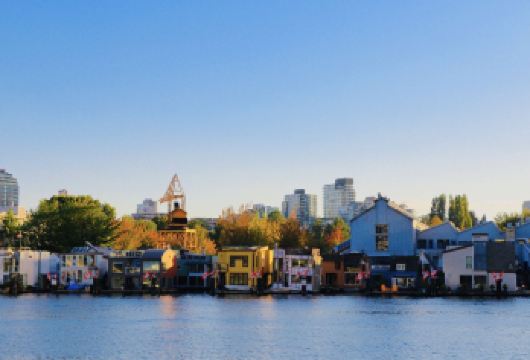 加拿大温哥华吊桥公园+格兰威尔岛公众市场+植物园一日游【北美风情的海滨城市】