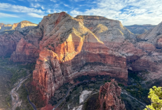 美国拉斯维加斯-锡安国家公园-中文包车一日游 | 轻松出行【中文专车出行，景点灵活调整，打卡经典，游玩自己定义，无需等待，专属贴心服务，尽情惬意旅程。】