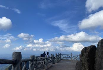 莽山五指峰直通车（纯玩一日游） 【看峰险、水秀、松奇、林幽、泉清、石怪、云幻、雾凇】