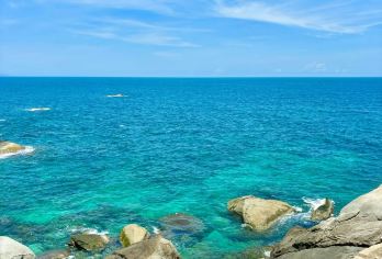 蜈支洲岛专车游<1单1团>随时出发丨门船票丨赠矿泉水【一单一团，随时出发，私密性更高】