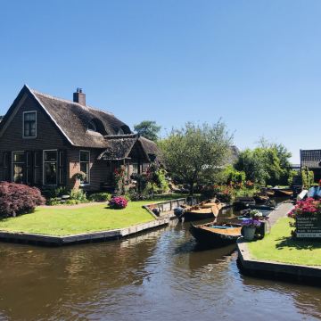 荷兰羊角村+阿夫鲁戴克大坝+风车村精品一日游【含酒店接送】