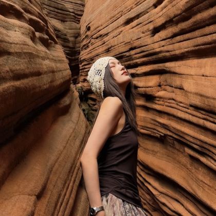 陕西靖边波浪谷+丹霞地貌一日游【水上丹霞+纯玩美拍+上门接送