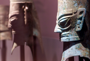 大熊猫繁育基地+三星堆一日游/精华纯玩/三环内包接【[忠于承诺]：纯玩无购物，放心出游，时间只花在景点】