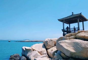 平潭汽车一日游【A线大福湾+海坛古城+龙凤头+北部湾】【融合海岛风光与闽东文化，包含环岛公路自驾、海鲜美食打卡等特色项目，产品注重生态保护与休闲度假结合】