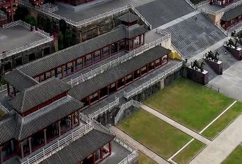 杭州出发·横店影视城一日游·秦王宫·明清宫苑·广州街/香港街【杭州接团，拼团纯玩】