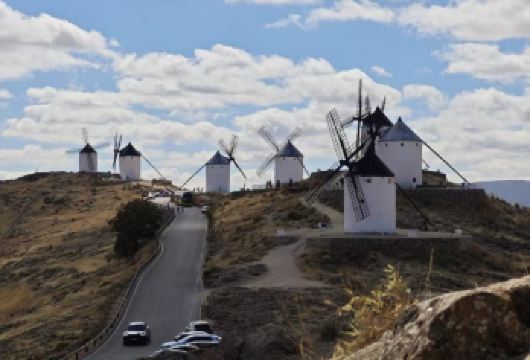 西班牙托莱多+孔苏埃格拉风车小镇【中文包车+行程免费定制】【专属私密，一家一团，尽享自在旅途。】
