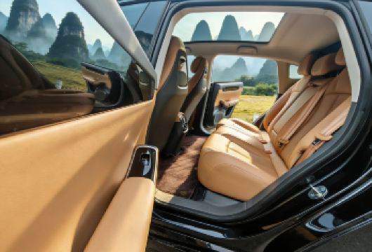 1-4人私家团漓江兴坪古镇+千里江山阳朔十里画廊遇龙河【2025年全新舒适车 网红鱼鹰表演+20元背景打卡 小众旅行 高端定制线路 可自由调整线路】