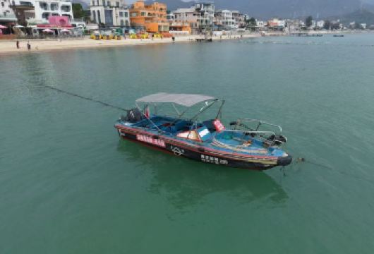 【海钓一日游】深圳小型钓鱼艇{配鱼探雷达}，家庭朋友超合适！【雷达鱼探海图机，鱼饵渔具，顶流机】