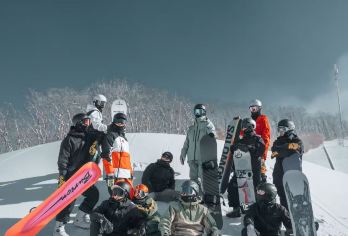 中国黑龙江哈尔滨亚布力滑雪旅游度假区一日游【亚布力南站/滑雪旅游度假区酒店起止，专车接送，全程纯玩无购物无自费。】