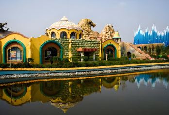 长春世纪城+净月潭一日游（世纪趣拍复古大片・净月潭慢享自然）【专车接送/行程可调/可选外语导游】