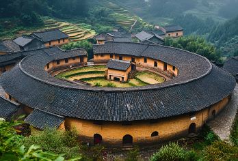 厦门出发 南靖云水谣土楼+田螺坑土楼群私人导览一日游【独立定制无拼团：可灵活调整行程，拒绝拥挤，享专属节奏】