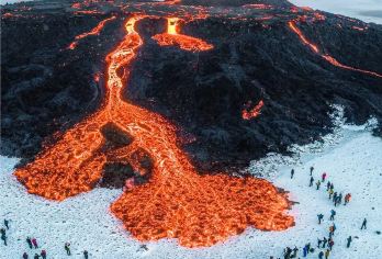 冰岛雷克雅未克往返-纯黄金圈路线-可追极光可多日-包车-精选【专属客服和本地中文司机，一家一团包车】