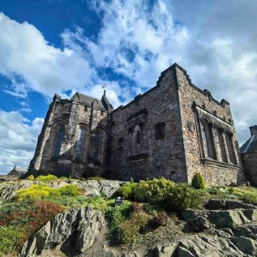 英国爱丁堡城堡+卡尔顿山+福斯桥一日包车游 中文司机