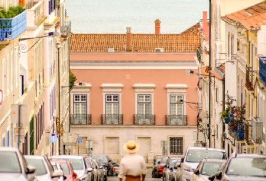 葡萄牙里斯本市区-文艺街区风情线-可全境包车-精选【专属客服和本地中文司机，一家一团包车】