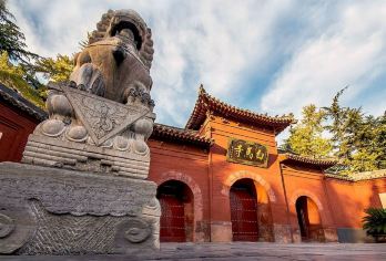 洛阳白马寺门票+1～2H大咖匠心讲解+多场次可选【严选行业名导、学者大咖匠心讲解】