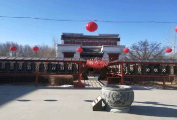 【精品6人团·当天往返】探访图什业图王府·打卡中影影视古城【[优选景点]图什业图王府、中影影视城，古韵人文与影视风情一站式游玩打卡。】