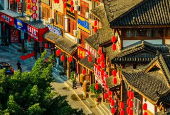 贵州遵义包车10小时一天游/茅台镇+红军四渡赤水路线快速打卡【酱香漫赤水，酒城载峥嵘。】