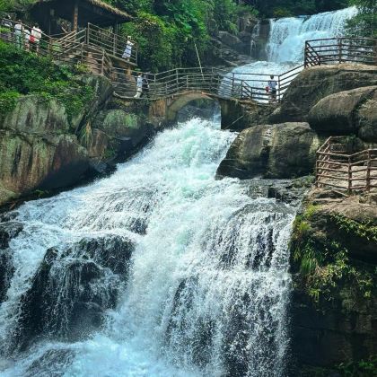 揭阳包车|打卡黄满寨瀑布+揭阳学宫+城隍庙+骑楼街一日游