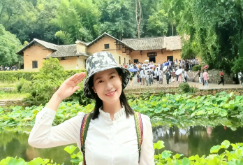 【15人小团·全程无购物·一价全含】韶山+刘少奇故里一日活动【[不套路·通通送]韶山换乘车+铜像广场献礼花篮+纪念像章+矿泉水；全程不进购物店、无推销，深度参观。】