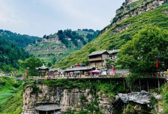 忻州芦芽山+万年冰洞一日游【VIP独立包车可拼|私家电车游】【一车一洗，保证车内干净卫生，无异味】