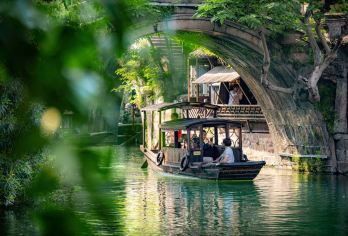 上海+南浔古镇+乌镇8h纯深度游玩【酒店接送 24小时在线服务 后台客服 行程无忧 多年专线 品质放心】