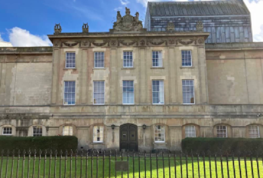 英国伦敦-巴斯修道-巨石阵-行程可定制【中文专车-悦享旅程】【中文专车出行，行程自己定义，无需等待，专属贴心服务，尽享惬意旅程。】