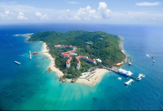 三亚【蜈支洲岛】纯玩一日游·上岛自由活动丨含门票+船票+接送【[全域接送]三亚市区、三亚湾、大东海、亚龙湾均有站点可接送；】