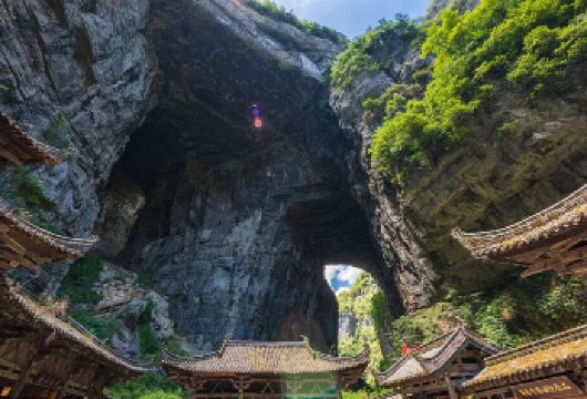 【2-8 人团】武隆天生三桥、 龙水峡地缝、乌江观景台一日游【绝无任何购物、无隐性消费、不看脸色！】