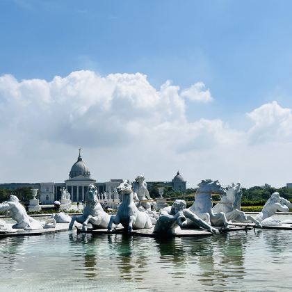 台南奇美博物馆+四草绿色隧道+安平古堡包车一日游