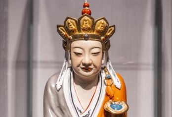 景德镇中国陶瓷博物馆一日游 趣味大咖2H精讲+含门票【[大咖讲解]甄选懂陶瓷+熟本地的资深导游】