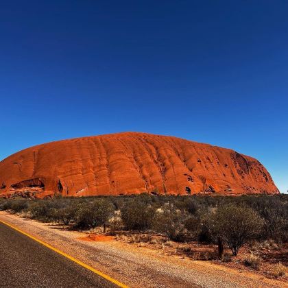 乌鲁鲁卡塔丘塔国家公园+乌鲁鲁日落+瓦帕峡谷徒步一日游/中文