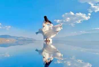 大理环海包车一日游 |纯玩|一单一车 |景点自选| 酒店接送【多款车型自由选择、独立用车无缝接送、提供矿泉水、晴雨伞、抽纸巾、手机充电服务、为您带来舒适旅行体验】