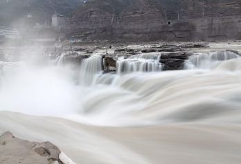 陕西延安+南泥湾+壶口瀑布+知青窑洞一日游（私家vip服务）【专车私密旅行】