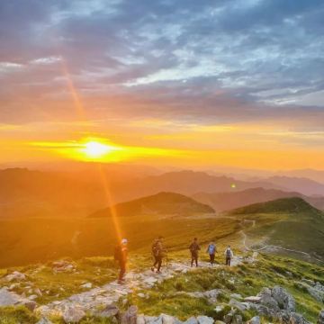 夜爬东灵山*【10km徒步+满天繁星+震撼日出+北京最高峰】