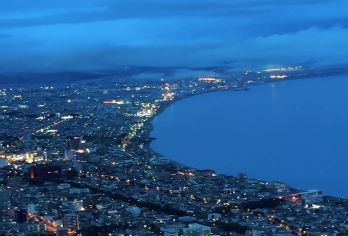 日本北海道函馆山夜景+汤之川温泉【此行程为多日包车】【尊享一对一高端行程定制，多日豪华包车专属礼遇，专业旅行顾问24小时恭候垂询。】