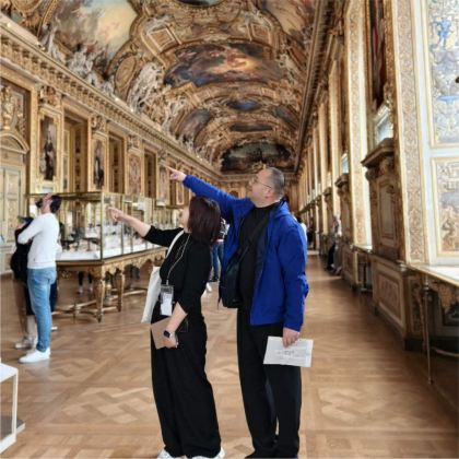 法国巴黎卢浮宫中文讲解2/3小时6人小团一日游速通道（不含）