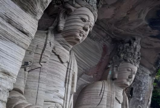 成都安岳石刻包车游【圆觉洞/千佛寨/塔坡/毗卢洞/茗山寺】【串联六大唐宋石刻精华，打卡 “东方维纳斯” 水月观音、风蚀佛像等国宝，一站式解锁 “中国佛雕之都”】