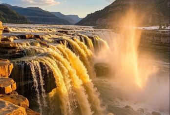 壶口瀑布、王家大院纯玩汽车一日游【母亲河—黄河壶口瀑布，源出昆仑衍大流，玉关九转一壶收！ 俯瞰奔腾黄河瀑布，感受祖国伟大辽阔！】